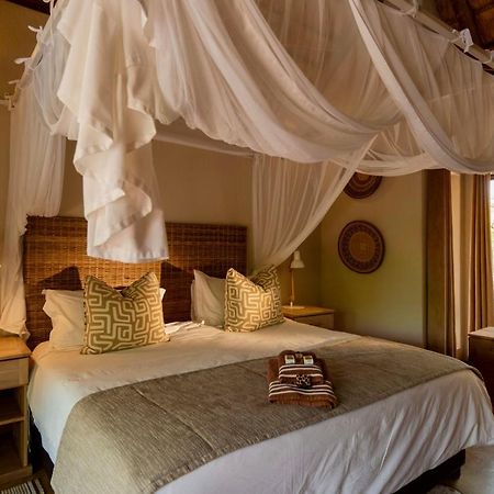 Giraffe Lodge โฮดสปรูท ภายนอก รูปภาพ