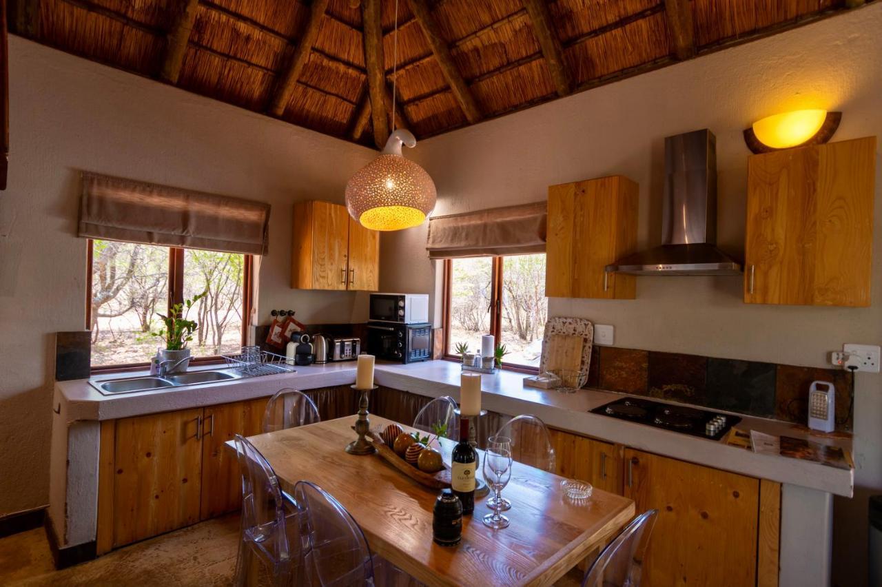 Giraffe Lodge โฮดสปรูท ภายนอก รูปภาพ