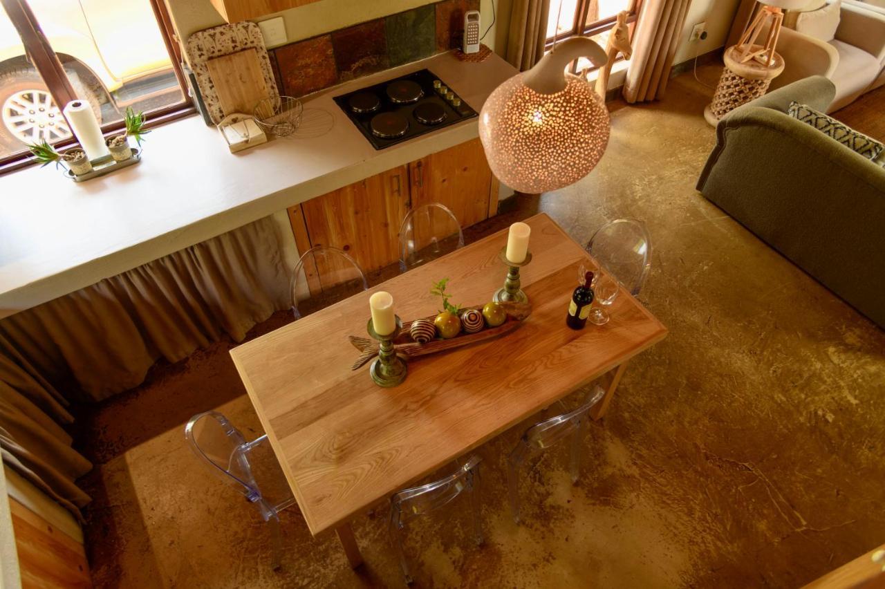 Giraffe Lodge โฮดสปรูท ภายนอก รูปภาพ